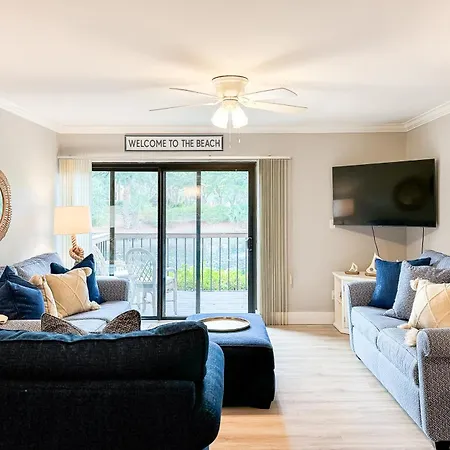 133 Island Club - Host2Coast Villa